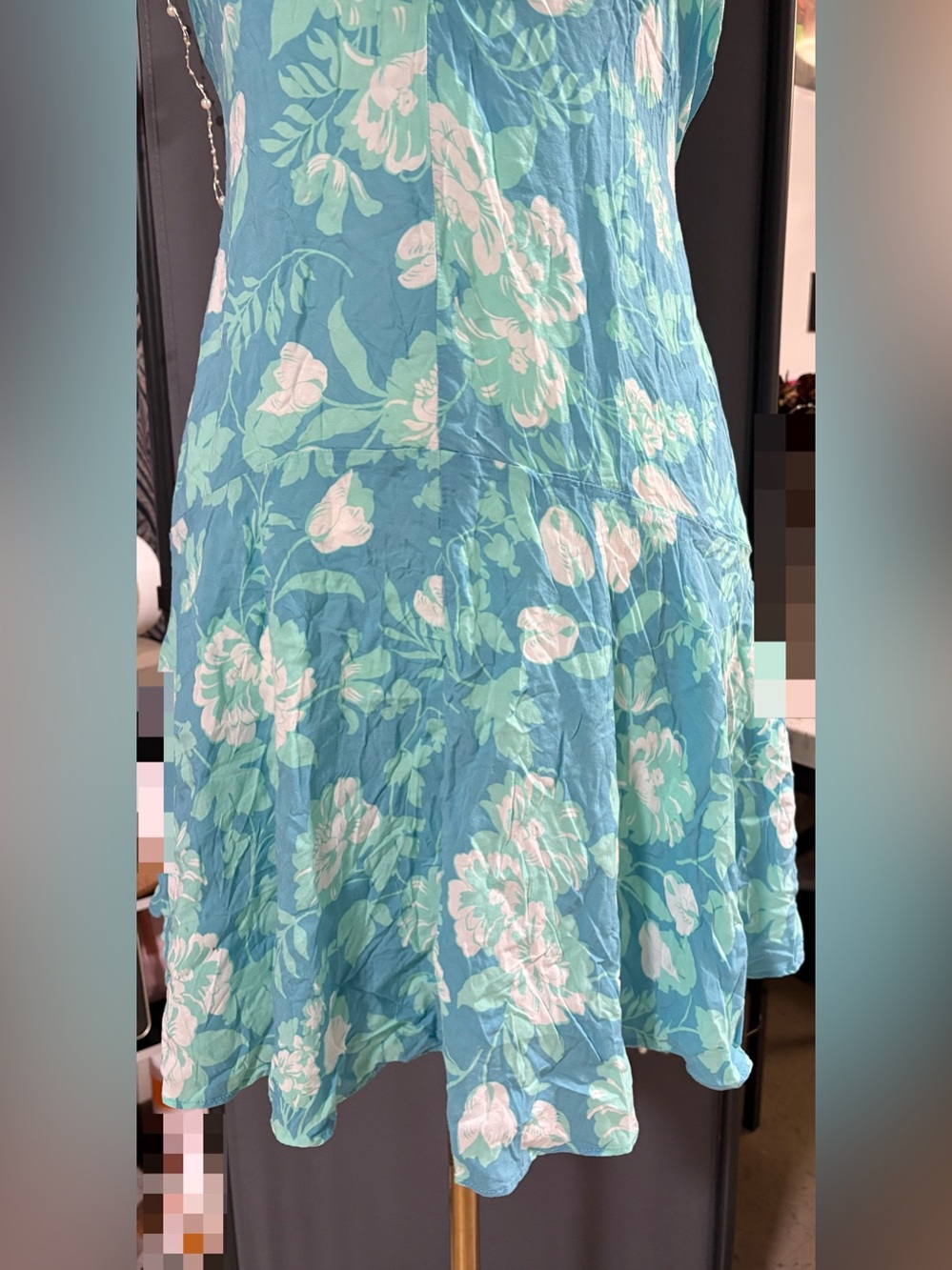 Calvin Klein Floral Challis Ruffle Hem
Dress Blue , 100% Rayon - Size 8 - Picture 9 of 17